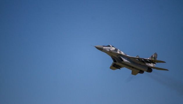 Photo: Poland Signals Possible Transfer of Up to Eight MiG-29 Fighter Jets to Ukraine. Source: AP